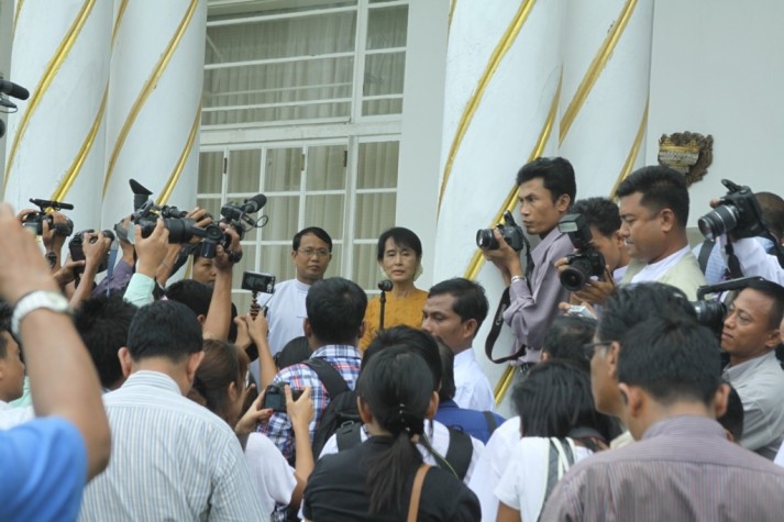 Meeting between Aung San Suu Kyi and Aung Kyi.