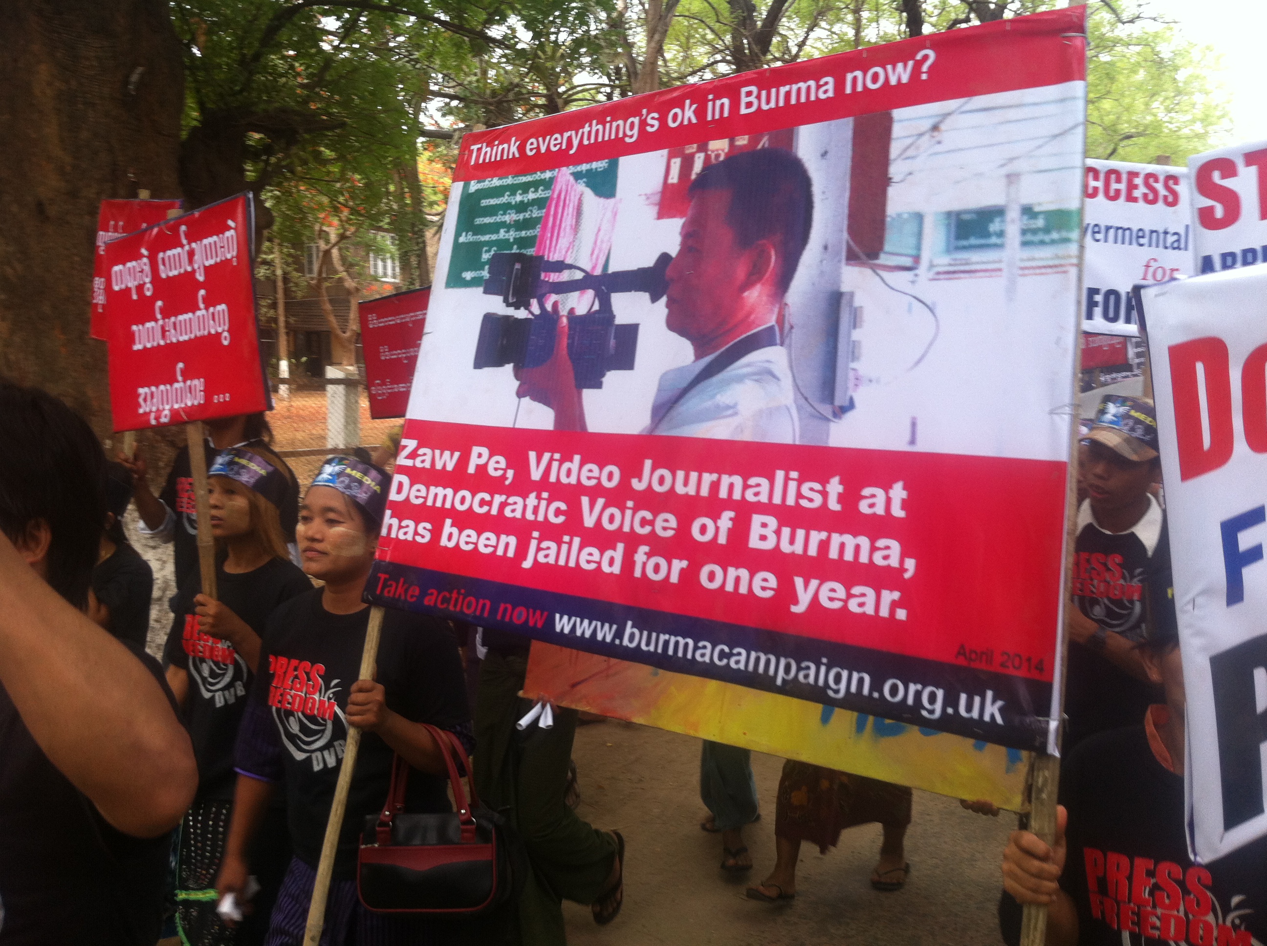 Media Freedom protest Magwe 7th May 2014 Credit DVB